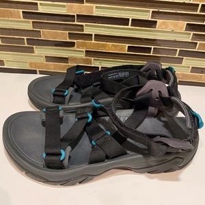 Teva Terra Fi 5 Sandal Size 7
